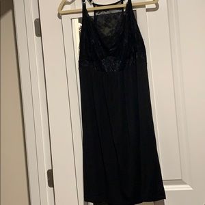 Kindred Bravely nursing gown